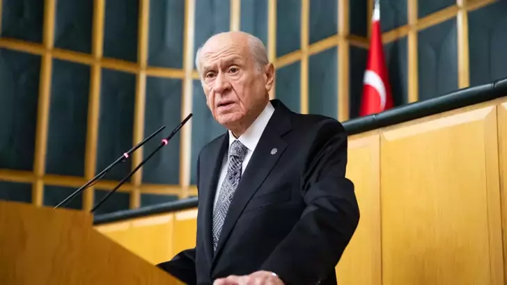 Bahçeli’den öğretmenler günü mesajı