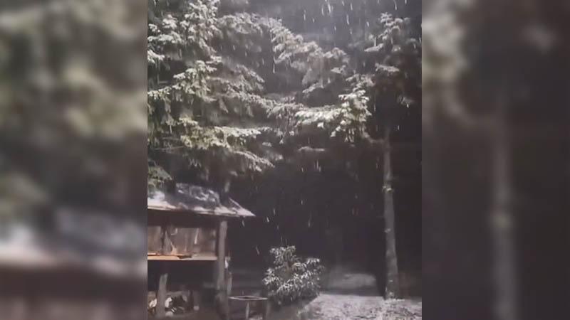 Kartepe’ye mevsimin ilk karı yağdı