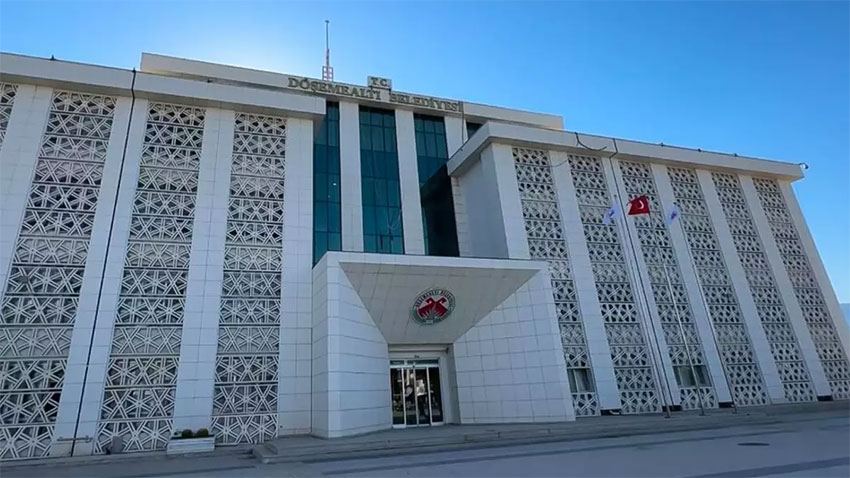 Döşemealtı Belediyesi’ne yolsuzluk operasyonu!