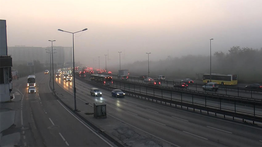 İstanbul’da sis etkili oldu