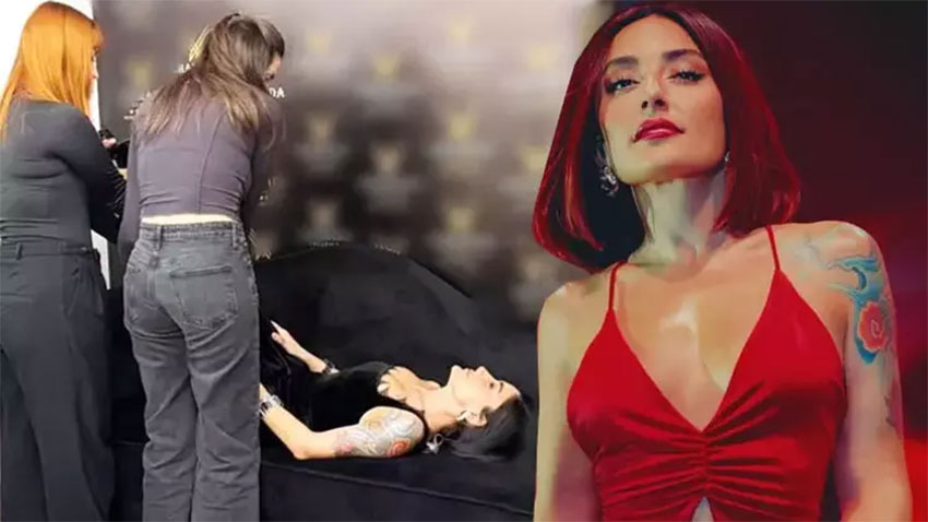 Melek Mosso sahnede fenalaştı