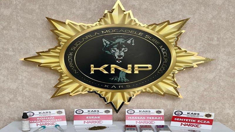 Kars’ta ‘torbacı’ operasyonu; 2 tutuklama