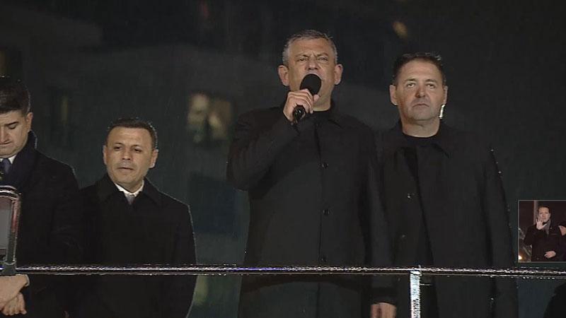 Özgür Özel Ataşehir’de konuştu