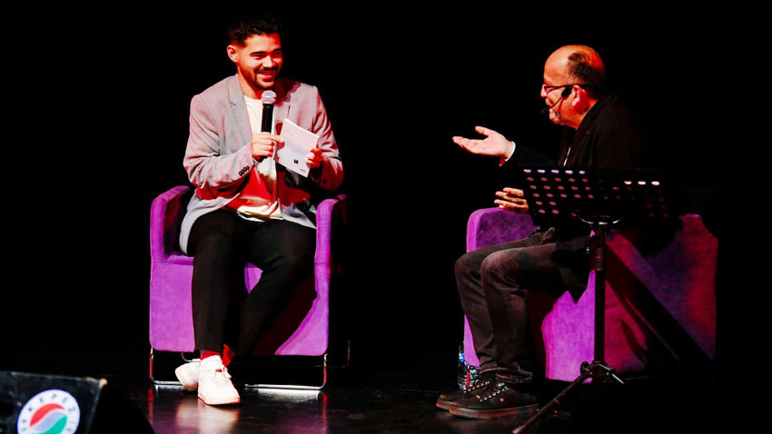 Kepez’de Sevgililer Günü sanatla kutlandı