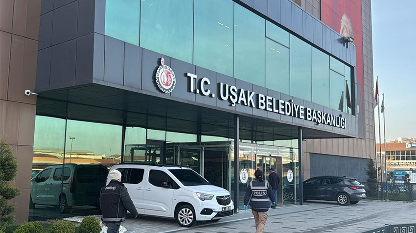 CHP’li Uşak Belediyesi’ne operasyon