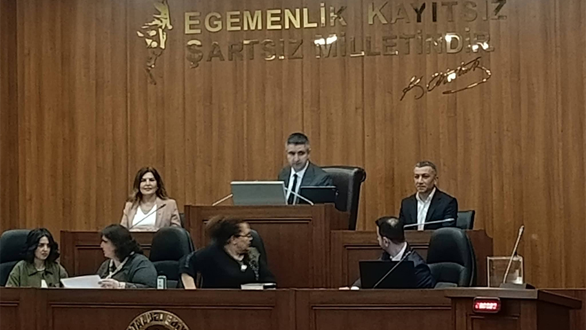 Kartal Belediye Meclisi’nde yeni görev dağılımı