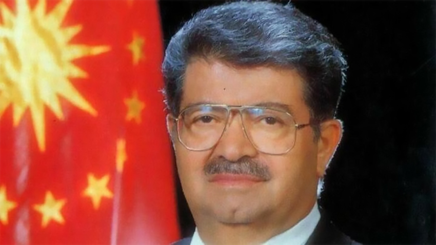 Turgut Özal vefatının 33. yılında anılıyor