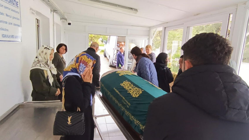 Mehmet Ali Erbil annesinin cenazesine katılmadı!