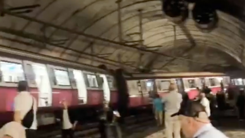 Bostancı’da metro raydan çıktı