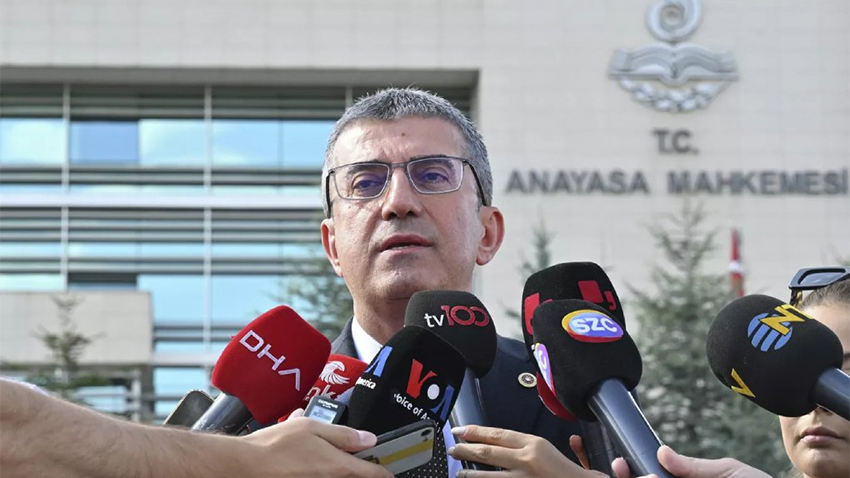 CHP sanal medya yasasını AYM’ye taşıdı