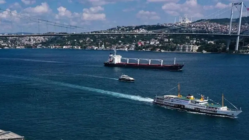 İstanbul Boğazı’nda gemi trafiği durduruldu