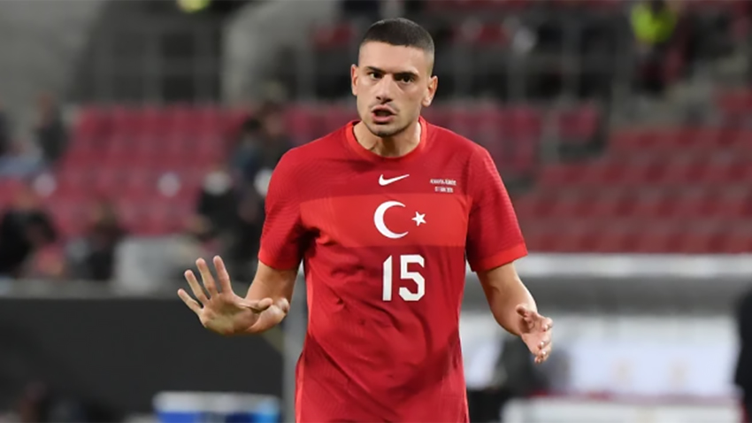 Fenerbahçe’de Merih Demiral sesleri!