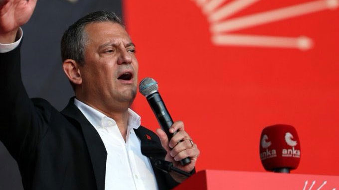 Özgür Özel: Burası seçilmişlerin yeridir