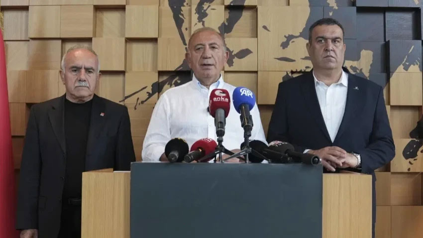 Gürsel Tekin hakkında suç duyurusu!