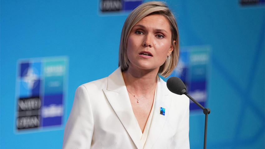 Kristrun Frostadottir sosyal medyayı salladı