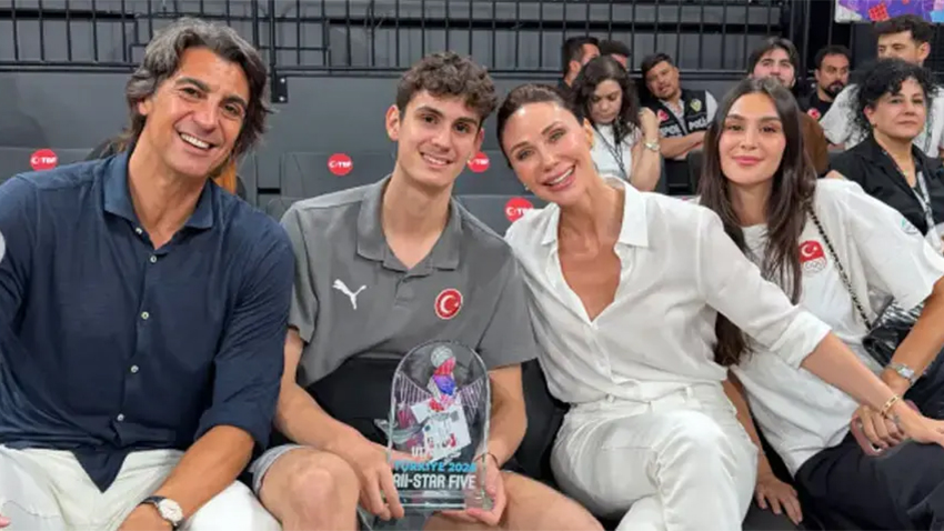 İbrahim Kutluay ve Demet Şener’den aile tatili