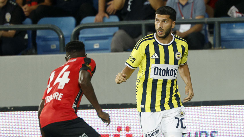 Fenerbahçe sezona mağlubiyetle başladı