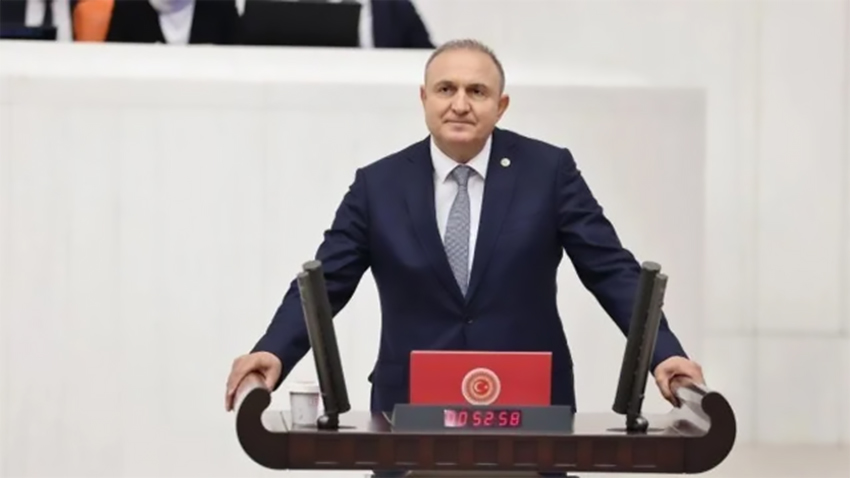 İYİ Parti’de istifa depremi!