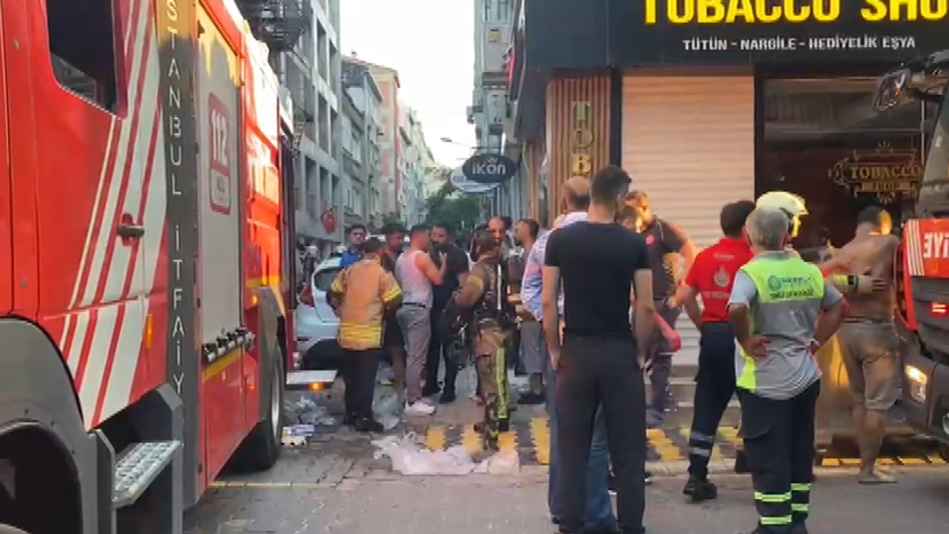 Bakırköy’de otelde çıkan yangında 12 kişi yaralandı