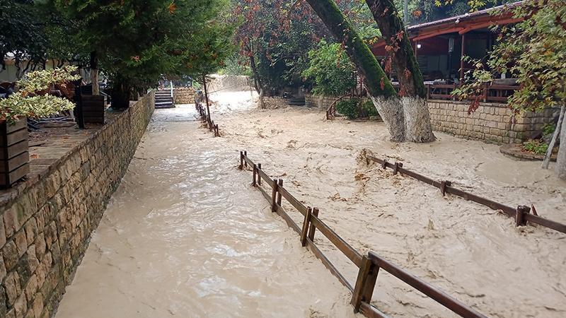 Hatay’da şiddetli sağanak yağışa teslim