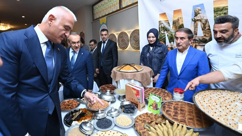 Bakan Ersoy “Turizmi 12 aya yayacağız”